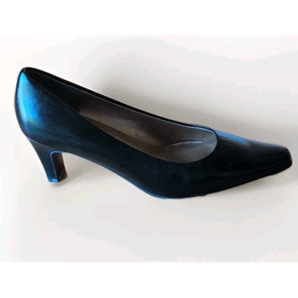 Bellini Juilaco Size 9 M Shoes Black Leather Pumps Classic 2.5" Heels NWOB